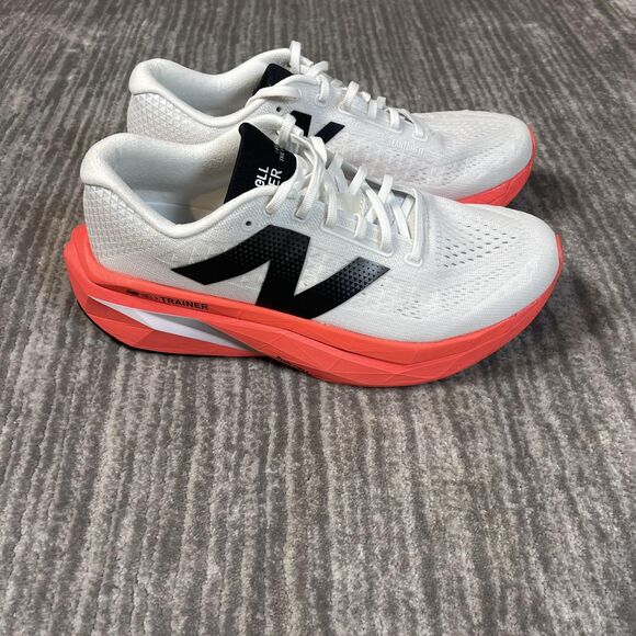 Athletic_Shoes